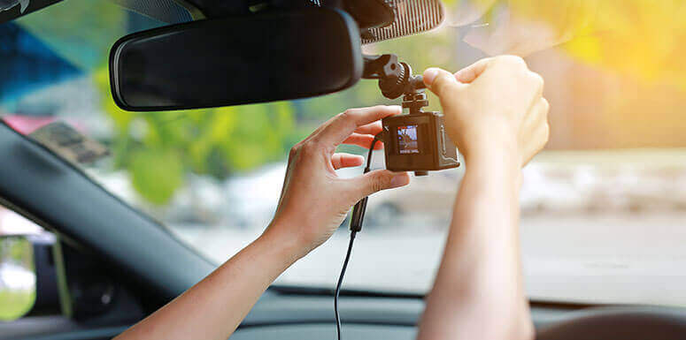 Personal Injury Lawyer in Houston, Texas: How Dashcam Footage Helps Prove Car Accident Liability